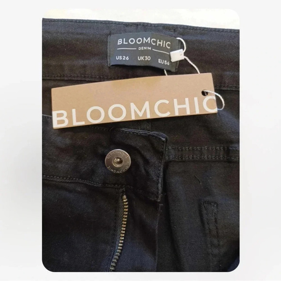 Bloomchic Black Flare Leg High Rise Full Length Jeans Size 26 - Picture 12 of 12